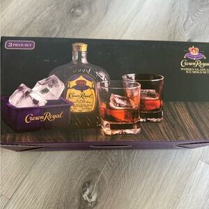 Crown Royal Whiskey Glass Set with Ice Mold New